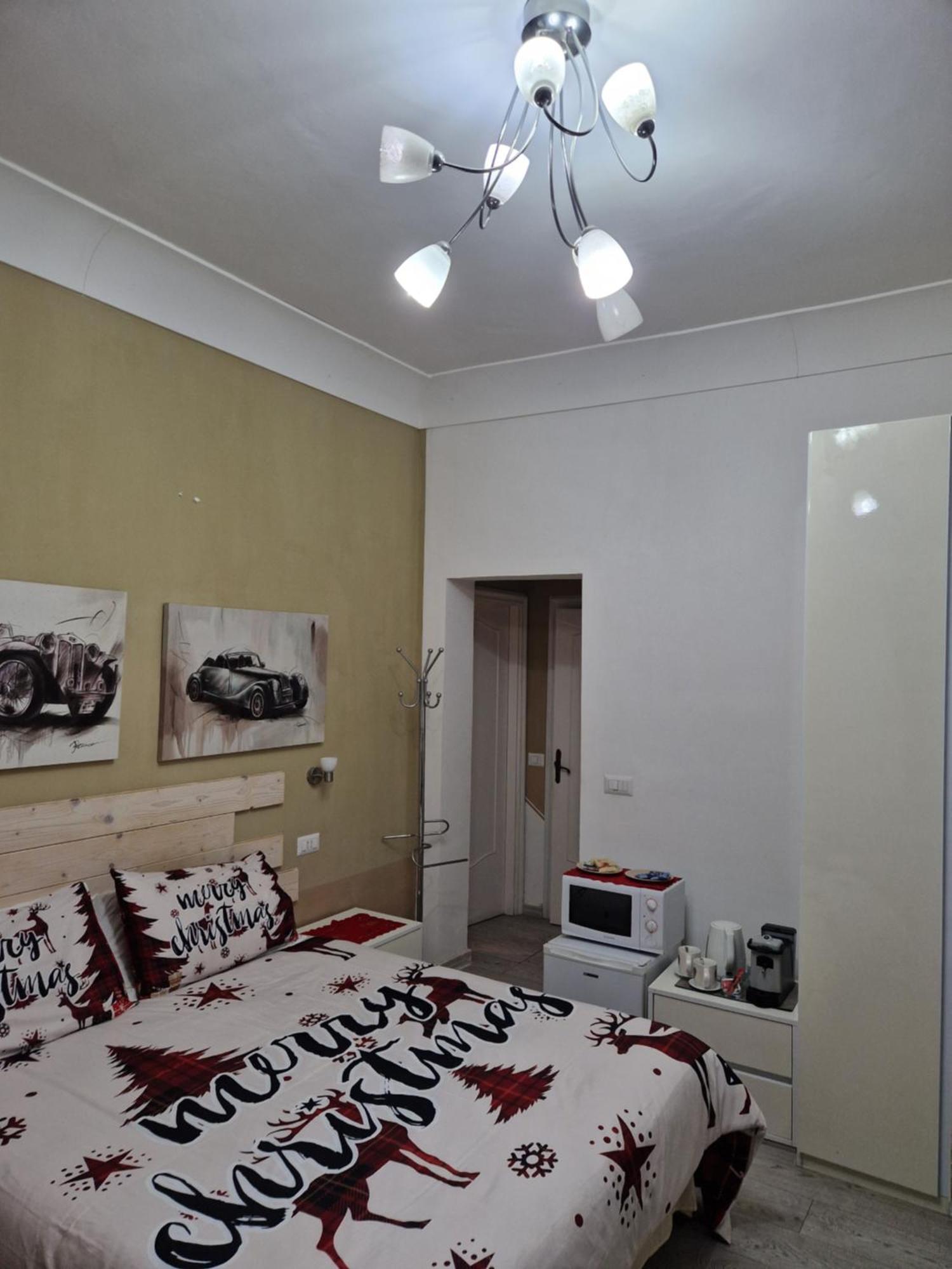 Affittacamere Cecco Rooms ราเวลโล ภายนอก รูปภาพ