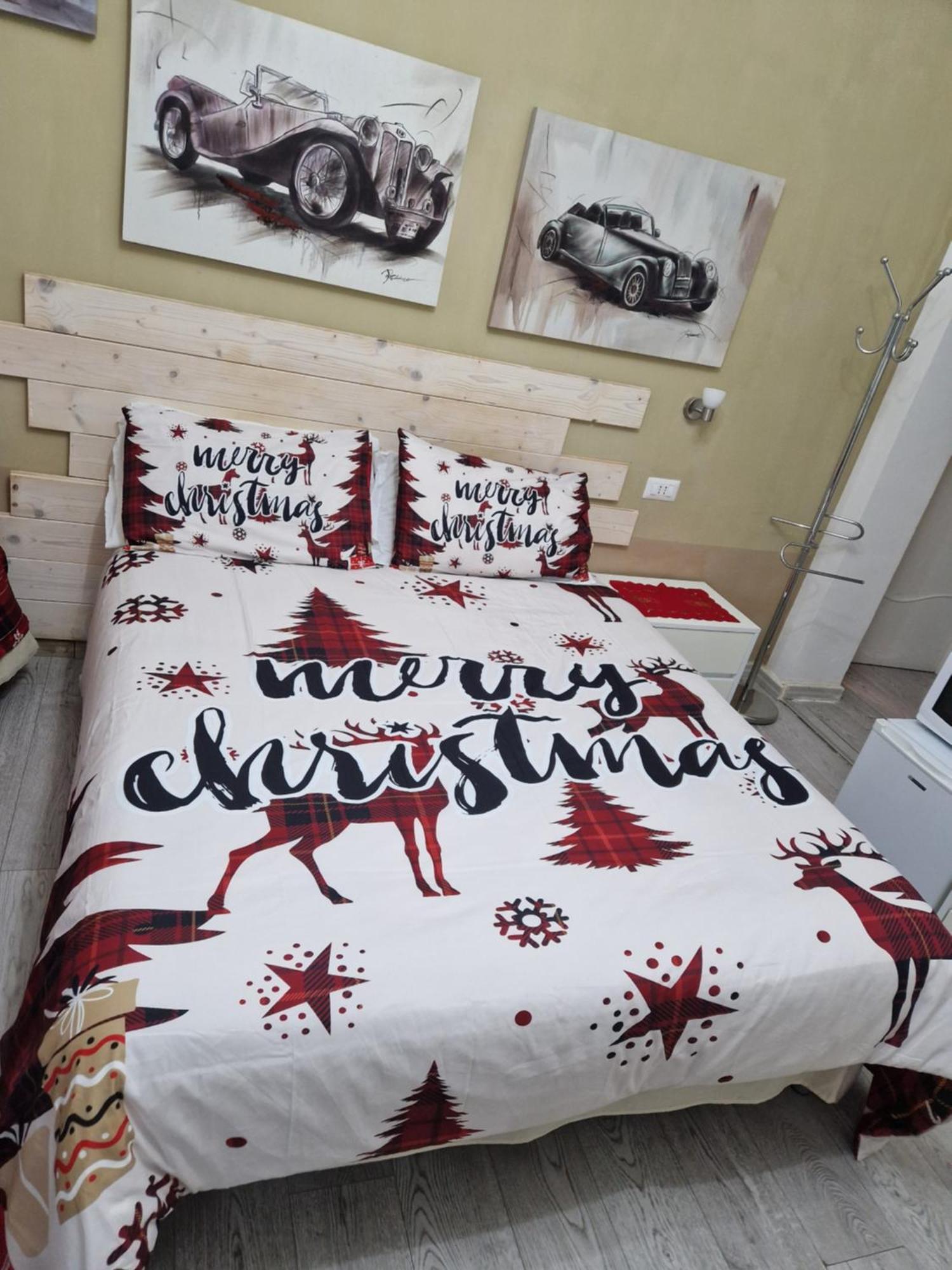 Affittacamere Cecco Rooms ราเวลโล ภายนอก รูปภาพ